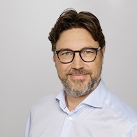 Frédéric Guilloux, Clifford Chance