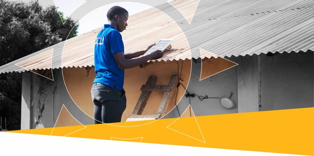 Fondée en 2015 par par Daniel Rosa (actuel directeur général) et Nilmi Senaratna (directrice commerciale), la start-up d'énergie solaire Oolu Solar a été l'une des premières entreprises à réussir la distribution des produits solaire PAYG en Afrique de l'Ouest. - © Oolu Solar